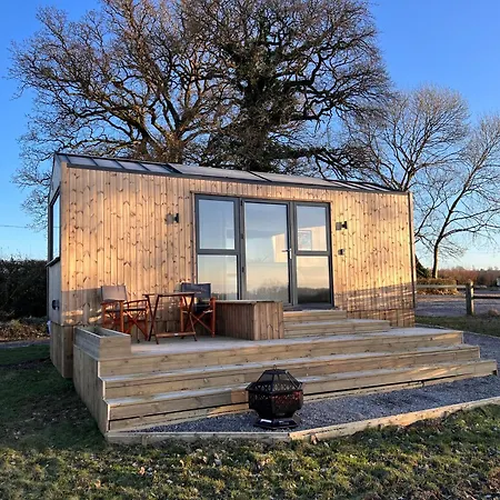 Beautiful Cabins In Shaftesbury Dorset Countryside Exterior photo