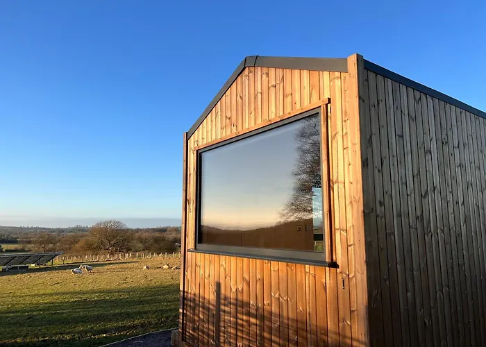 Beautiful Cabins In Shaftesbury Dorset Countryside